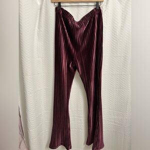 Wild Fable velvet bell bottoms, size medium, color purple
